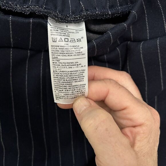 Banana Republic Navy Blue Pinstripe Pants Knit Pull On Pockets Size 8 - Picture 6 of 9